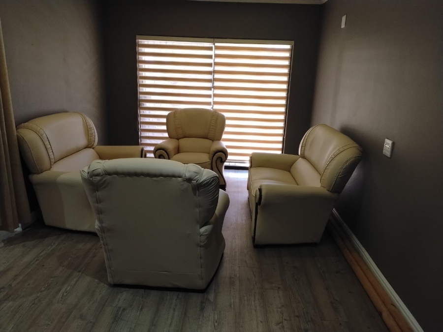 3 Bedroom Property for Sale in Universitas Ridge Free State